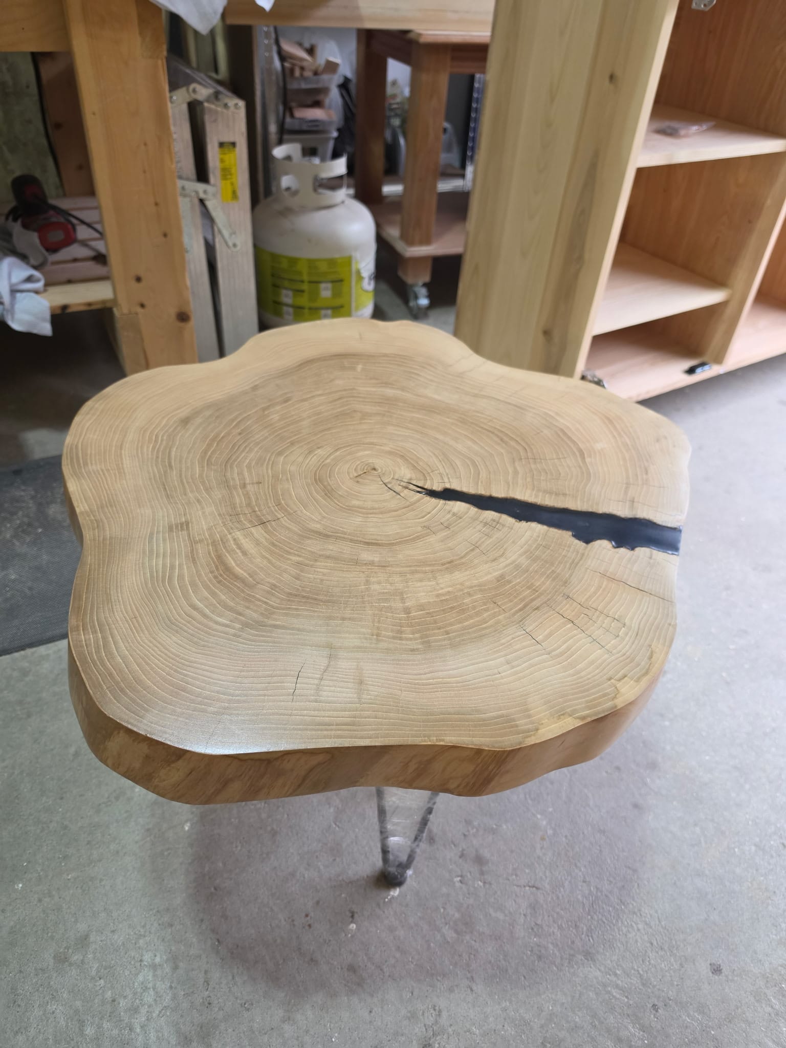 Table basse rondin &,époxy